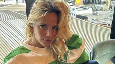 luisana lopilato desnudas|Luisana Lopilato sorprendió a sus fans con fotos desnuda en la .